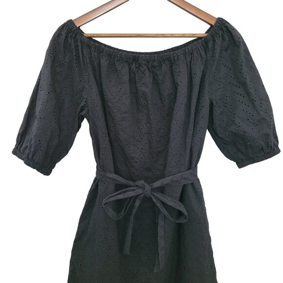 Gap Eyelet Off-The-Shoulder Cotton Dress Tie Waist Womens Size XS Black Pockets - Picture 5 of 8